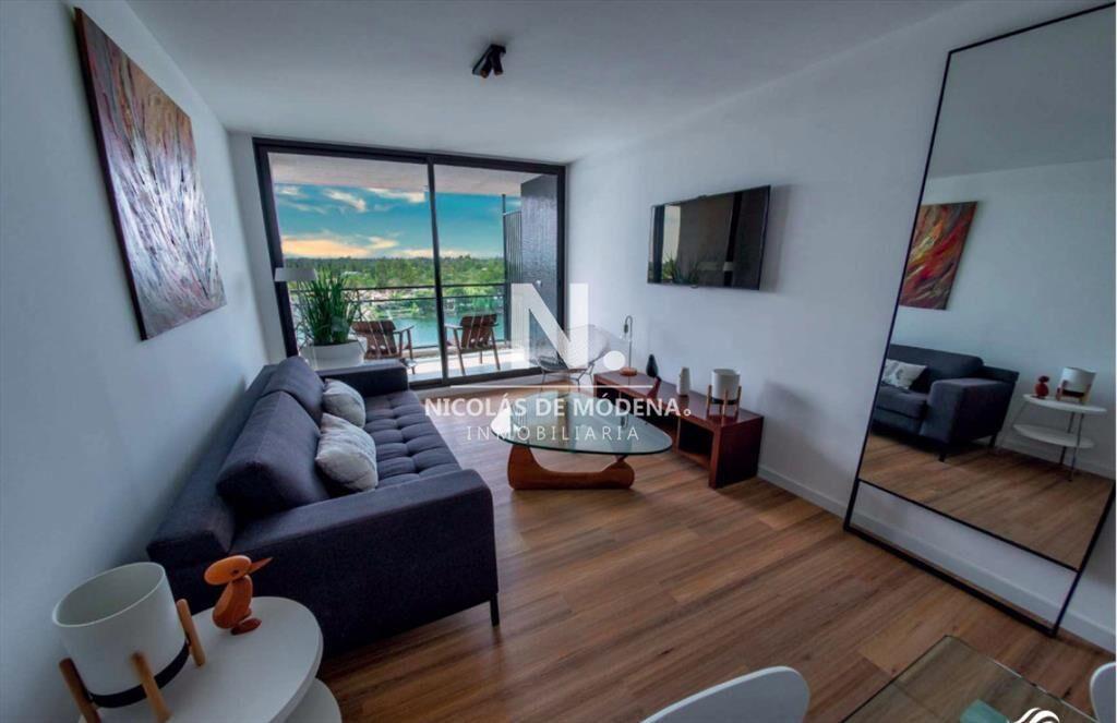 Venta Apartamento de 3 Dormitorios Con vista al lago y Exon