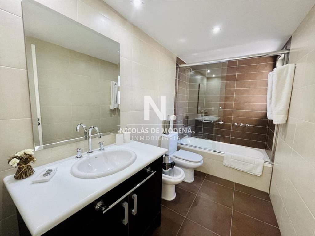 Vende apartamento en Imperiale, Punta del Este