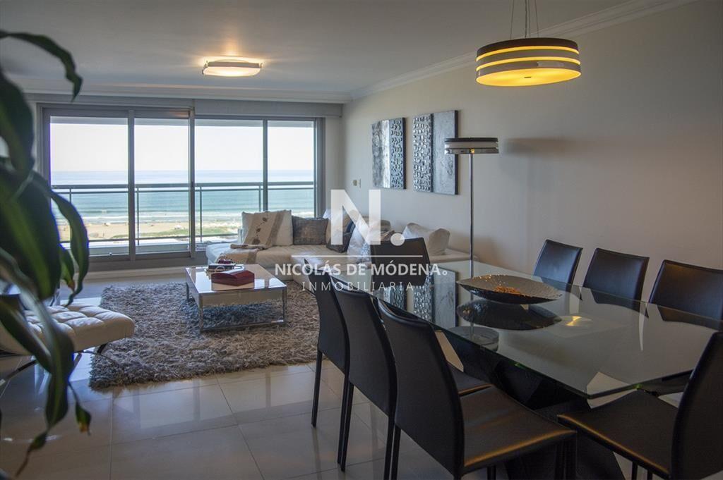 Vende apartamento de 3 dormitorios en Torre I, al