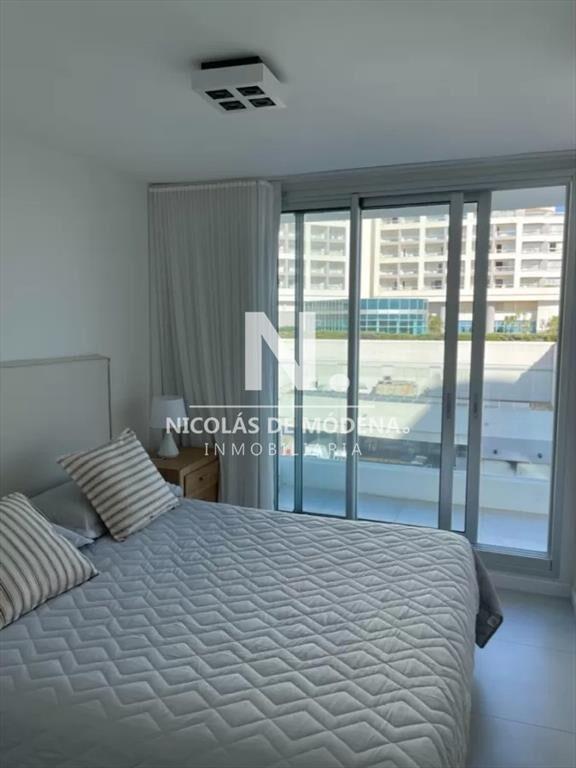 Espacioso departamento de 1 dormitorio en Saint y
