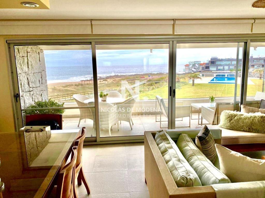Penthouse en Venta de 3 dormitorios en Edificio ,