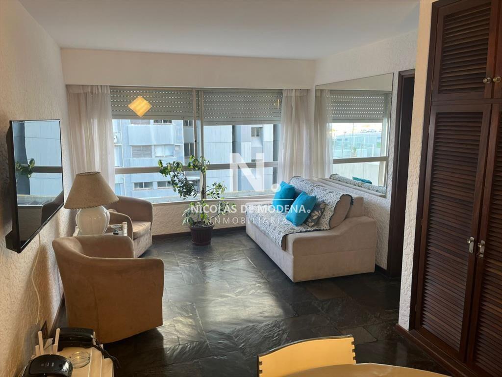 Apartamento en Edifciio Torres del plata , Playa