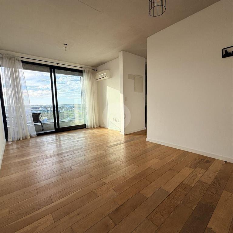 Alquiler apartamento de 1 dormitorio con terraza, garage y
