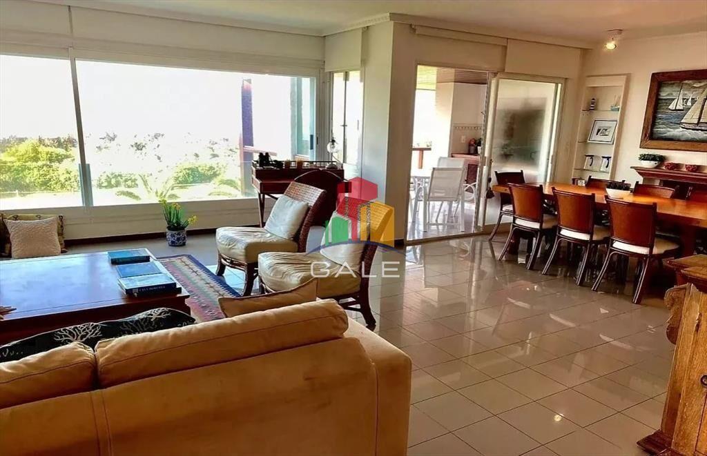 Majestuoso apartamento en Brava