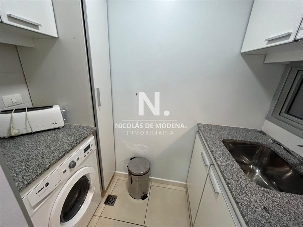 Apartamento en Venta de 3 dormitorios en Playa ,