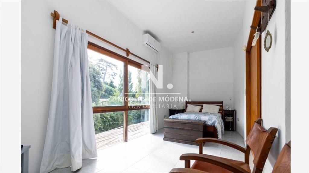 Casa de 3 dormitorios en pinares con parrillero