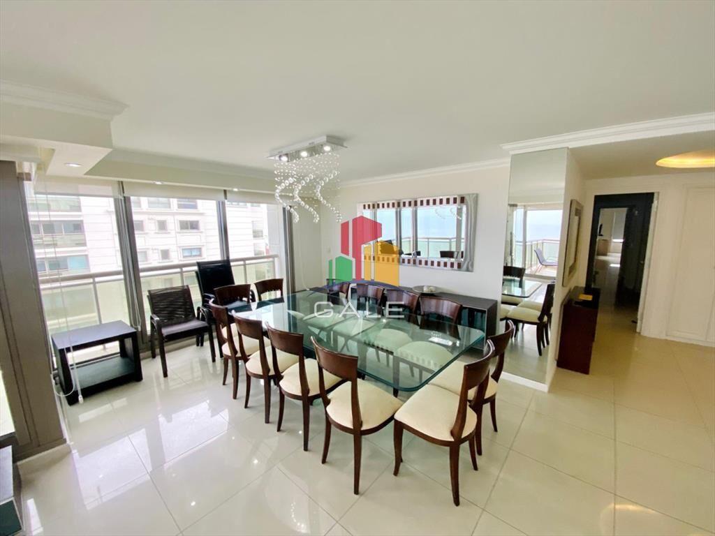 Apartamento en Brava, 4 dormitorios *