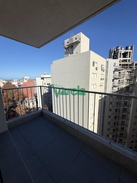 Venta Apartamento 1 dormitorio contra frente piso
