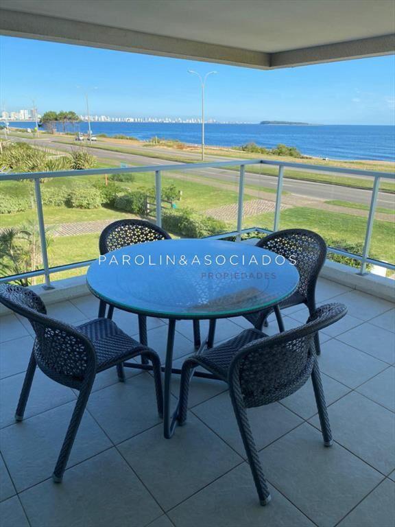 Apartamento en venta de 3 dormitorios en Ville de