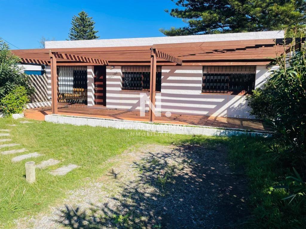 Casa en Venta a metros de La Posta de Tres