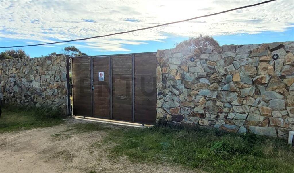 VENTA CASA FRENTE AL MAR 3 DORMITORIOS 4 BAÑOS PISCINA CO...