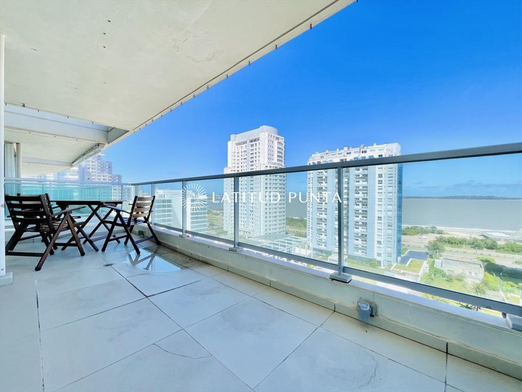 Apartamento en Mansa, 2 dormitorios y parrillero