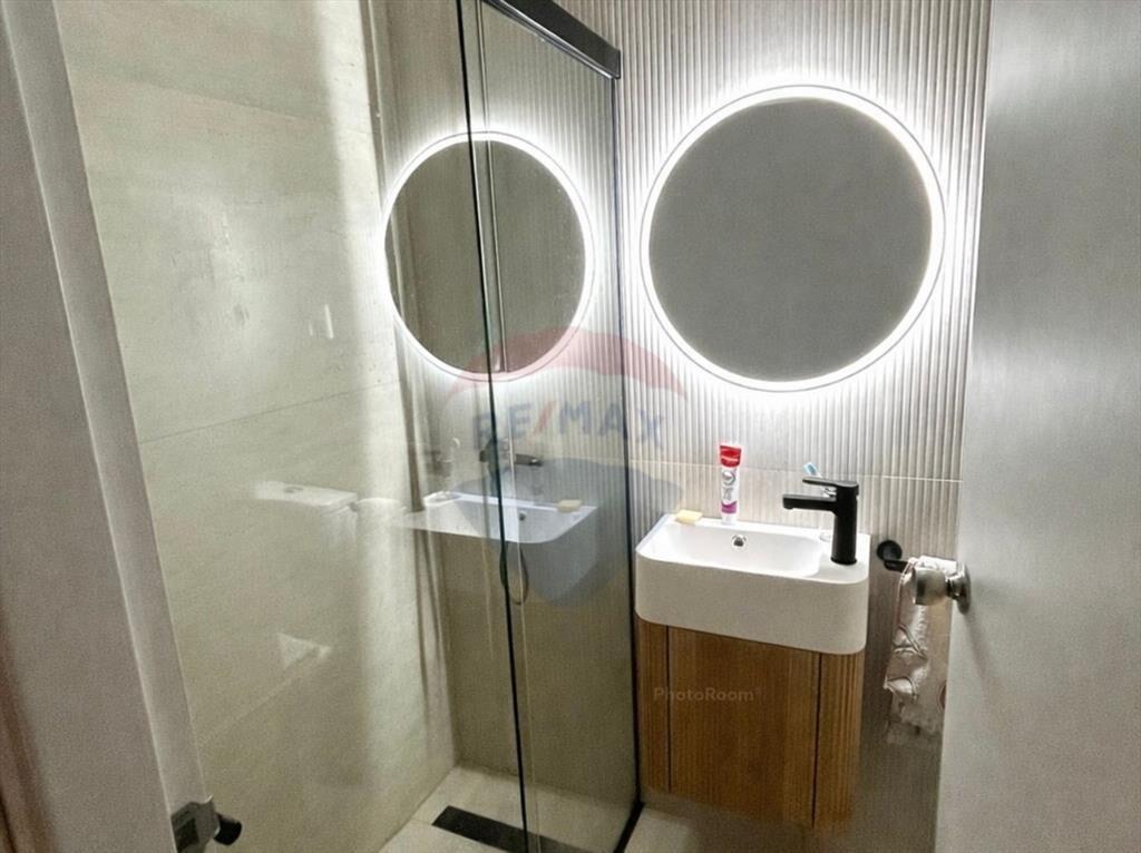 VENTA POCITOS, 3 DORM. GARAJE, SERV. COMPLETO