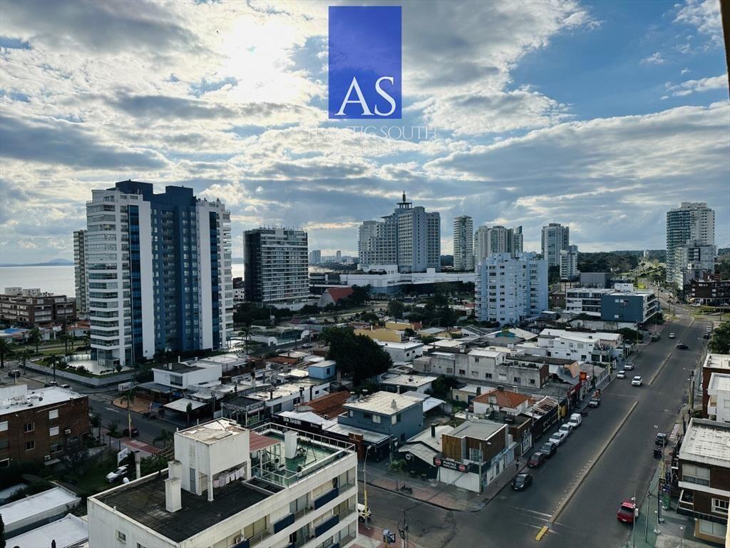Apartamento 2 dormitorios excelente vista Playa Mansa Punt