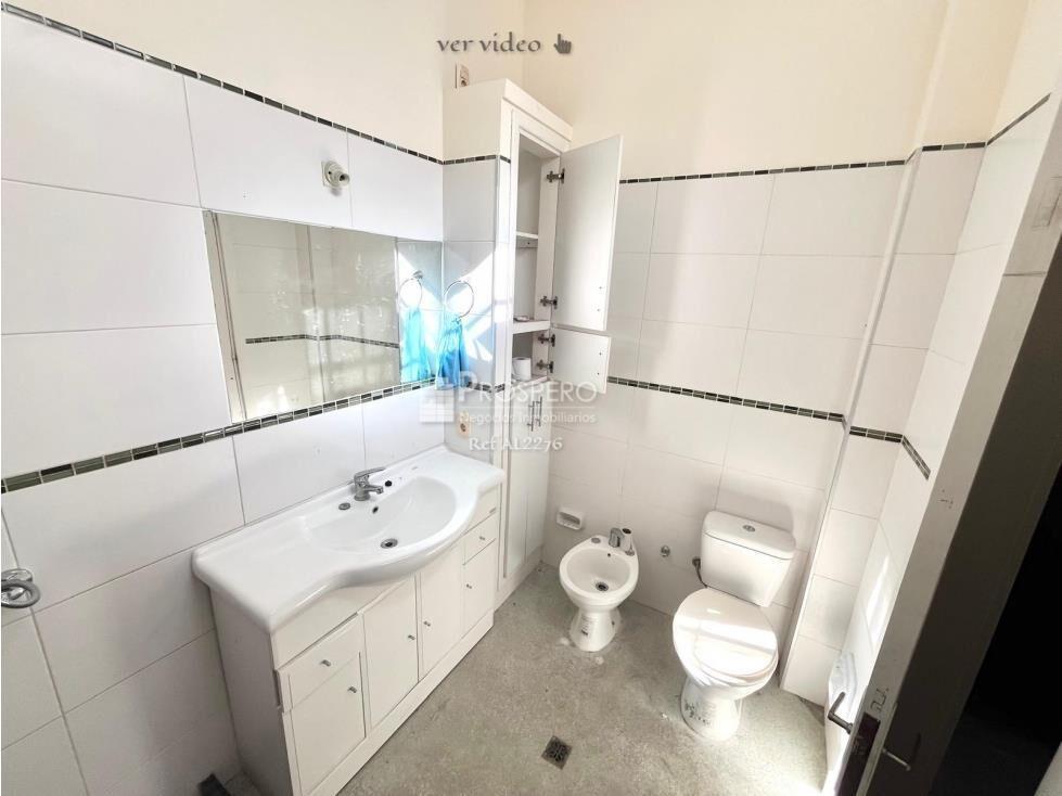 AL2276 venta casa 4 dorm Union gran fondo c/parrillero