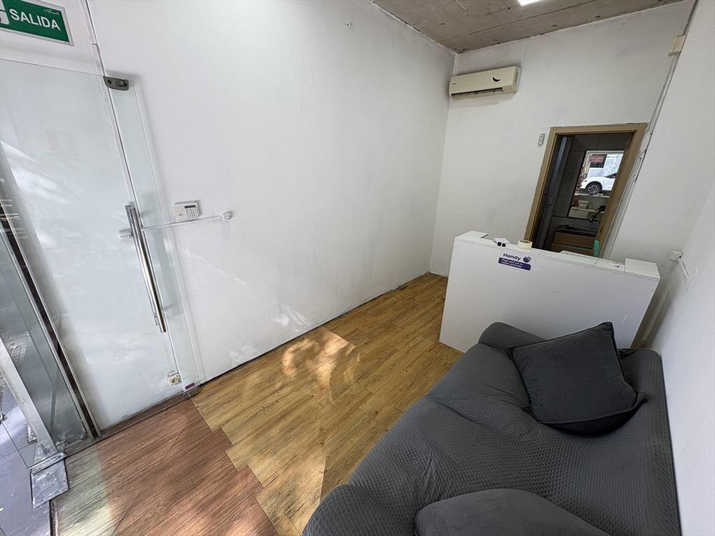 Local comercial en Cordón Sur. CON RENTA!