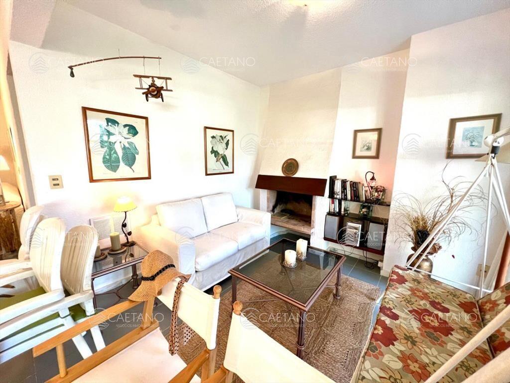 En venta, playa mansa, zona parada 16, de 3 con
