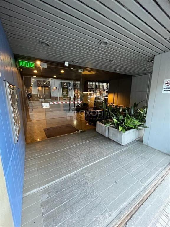 ALQUILER Y VENTA DE GRAN OFICINA CENTRO DE MONTEVIDEO
