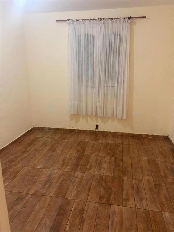Venta Casa 2 dormitorios con amplio jardín y doble entrada