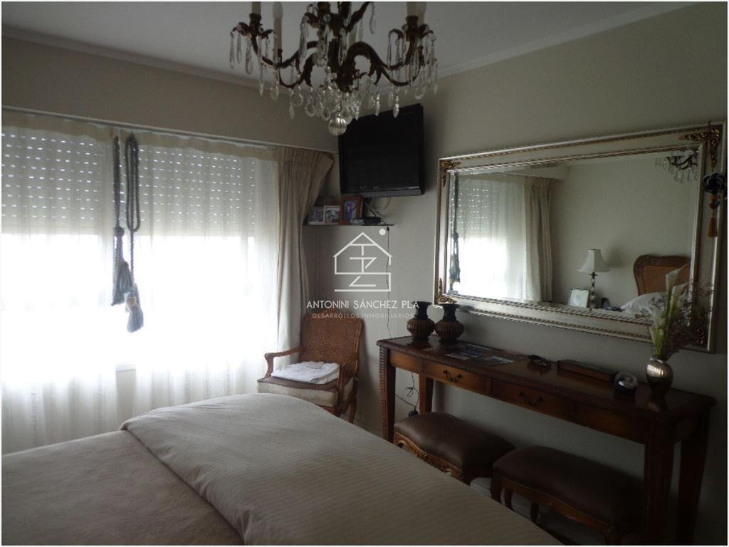 Apartamento en Venta de 3 dormitorios en Punta del este , P