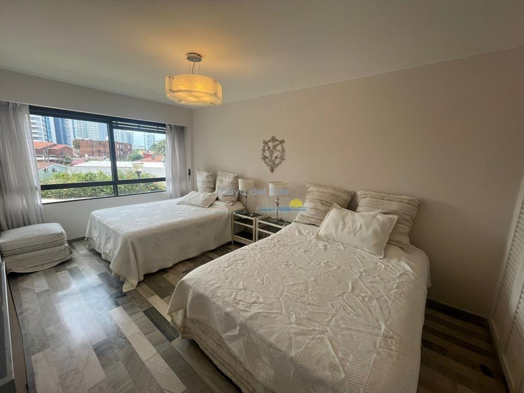 Apartamento en alquiler temporal de 3 dormitorios