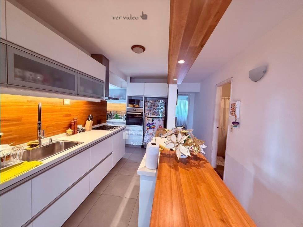 2267/3 venta apto 2 dorm Malvin c/balcon fte a la Rambla
