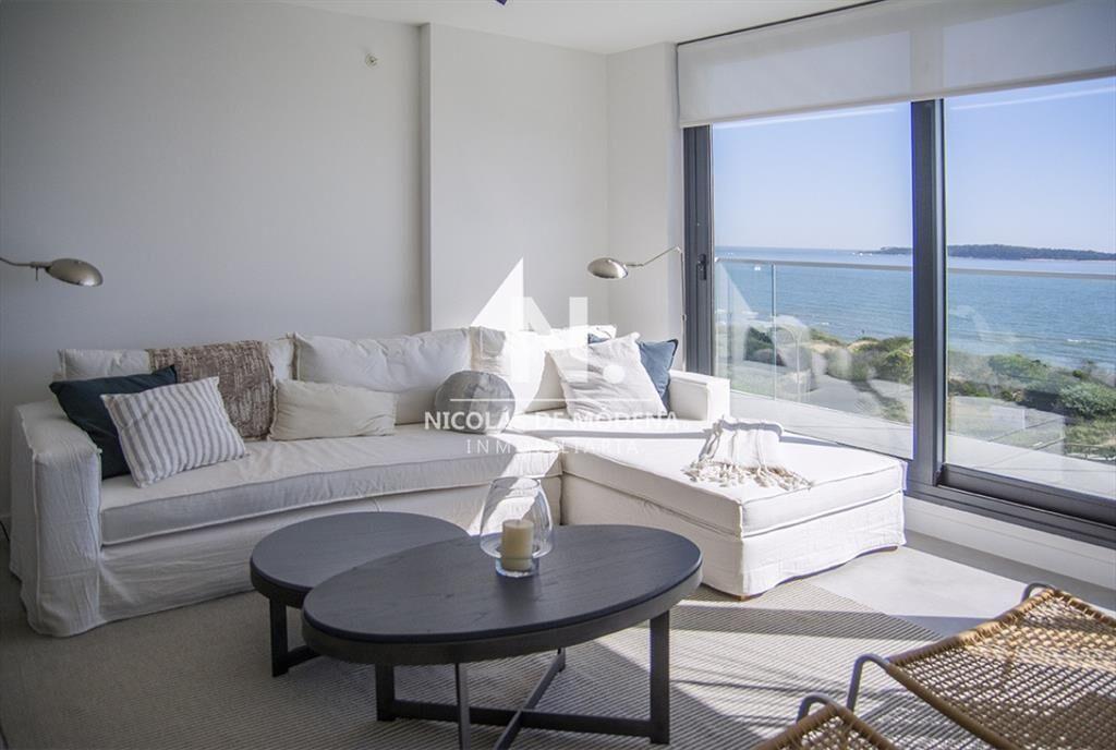 En venta hermoso departamento en Mansa con vista al mar. To