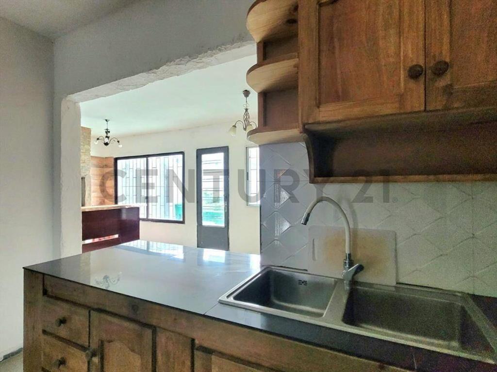 Venta/ CHALET 2 Dormitorios, Jardin, Fondo, Parrillero, B...