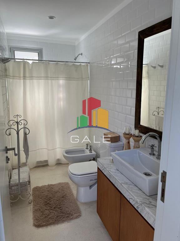 Casa en venta de 3 dormitorios en Punta del Este.
