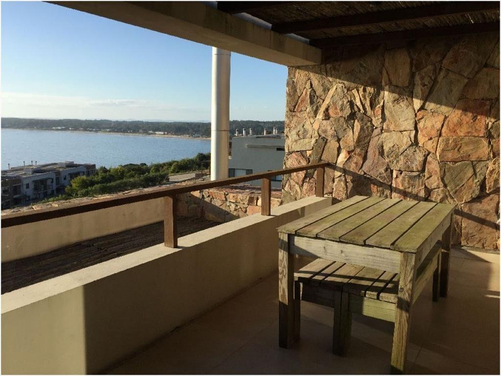 Apartamento en Punta Ballena, 2 dormitorios *