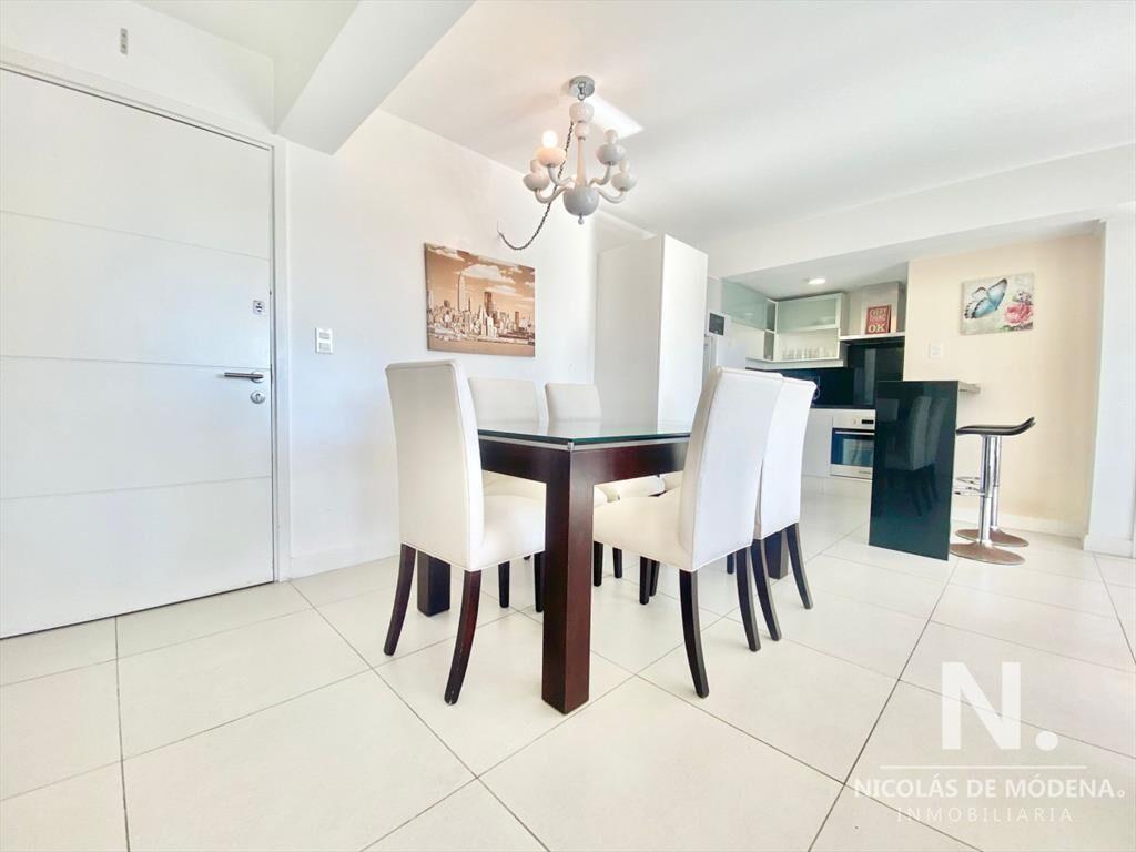 Apartamento de dos dormitorios en alquiler anual, Punta del