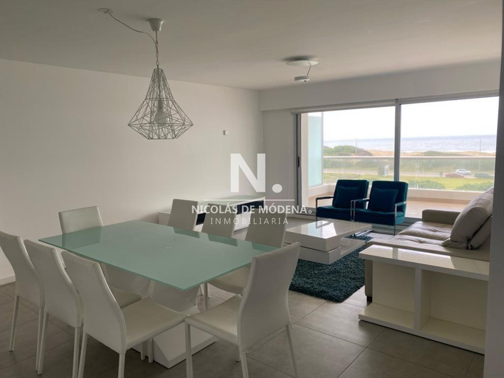 Apartamento de 2 dormitorios en Brava - Punta del