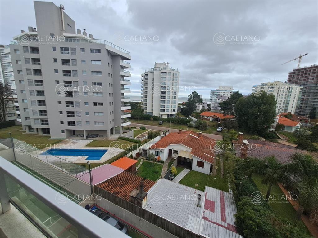 Apartamento en venta de 2 dormitorios en suite en Torre Moo