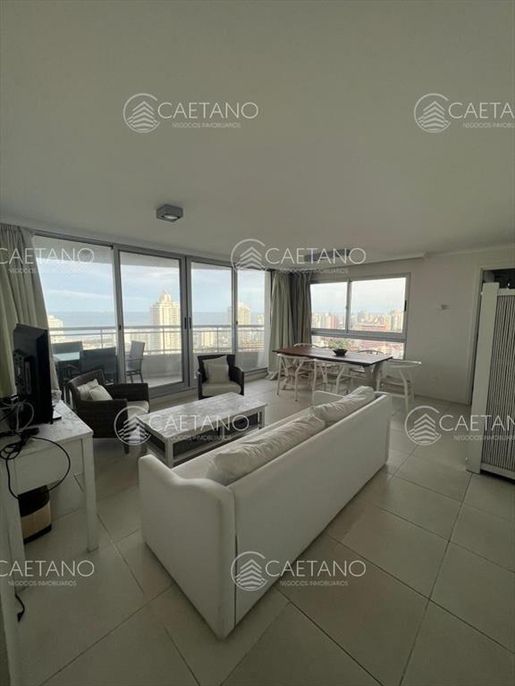 Apartamento de 2 dormitorios en Roosevelt - Punta