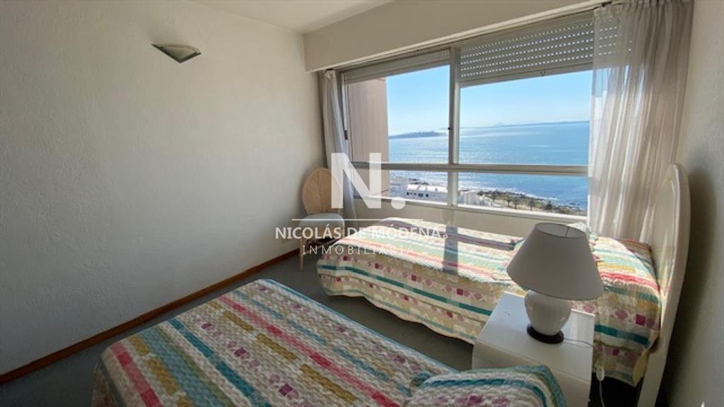 Apto en Peninsula 3 dor, 3 baños, con vista a la