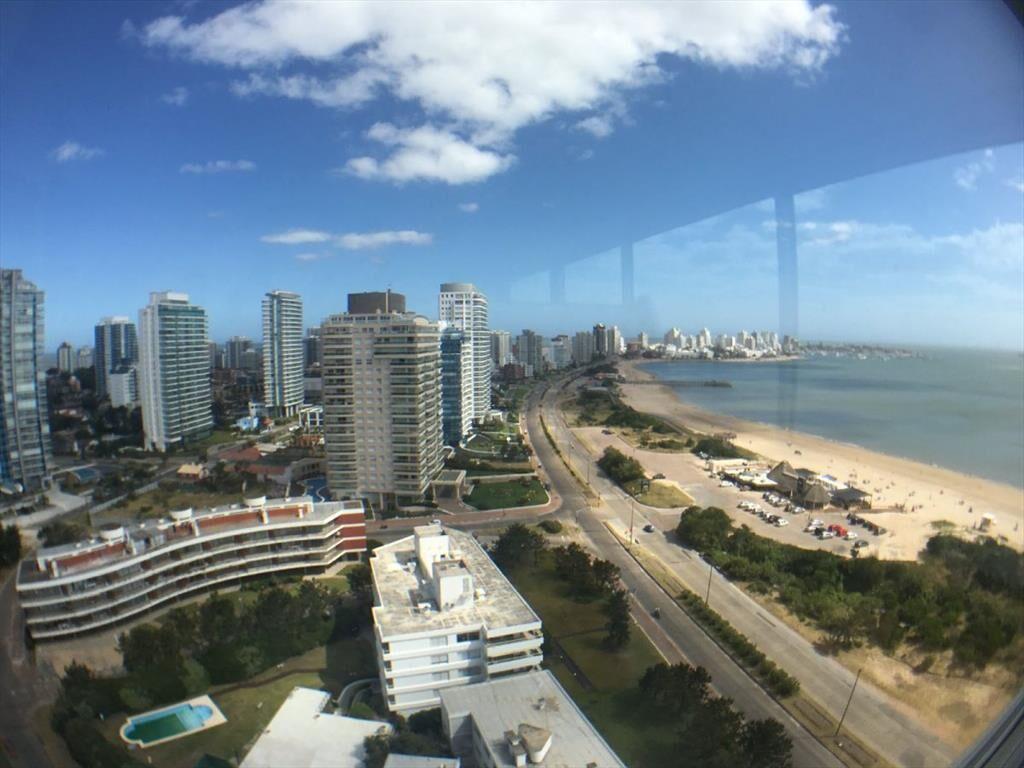 Apartamento de lujo con los mejores atardeceres de Punta de