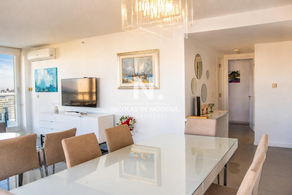 En venta apartamento de 2 dormitorios en Punta