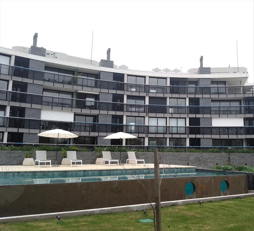 AMPLIO APARTAMENTO DE 1 DORMITORIO A ESTRENAR EN CARRASCO