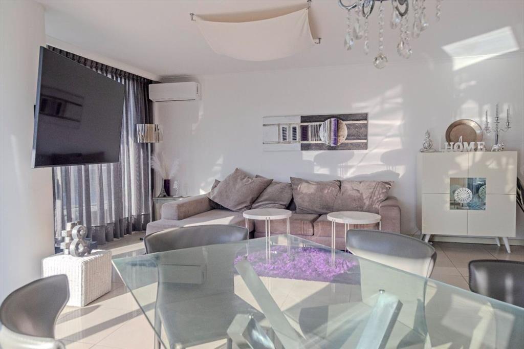 Venta apartamento 3 dormitorios zona Brava