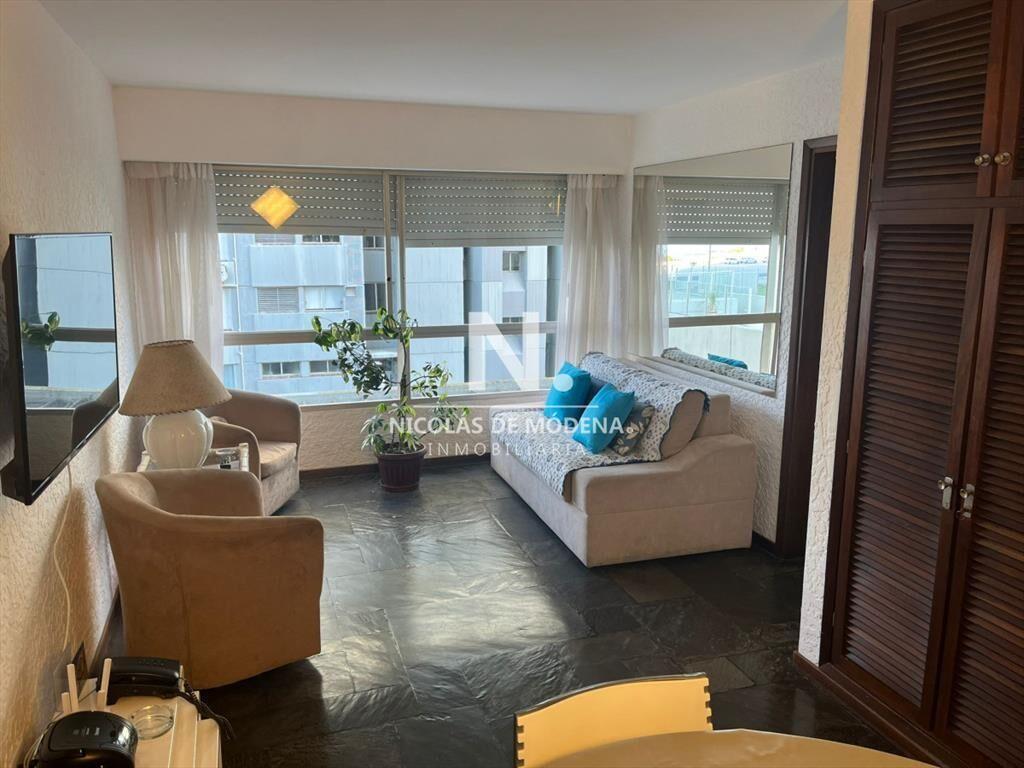 Apartamento en Edifciio Torres del plata , Playa
