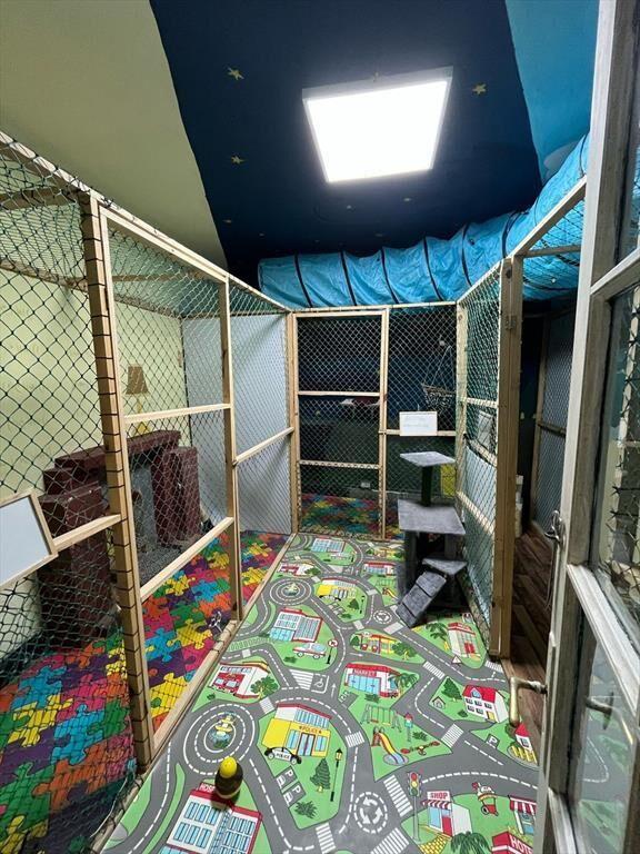 Venta de Casa de 10 Dormitorios con Local en Parque Rodó...