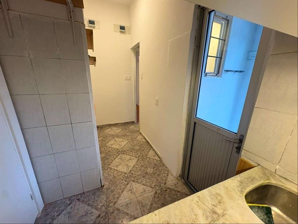 Alquiler 3 dormitorios 2 baños y amplia terraza, amplio y h