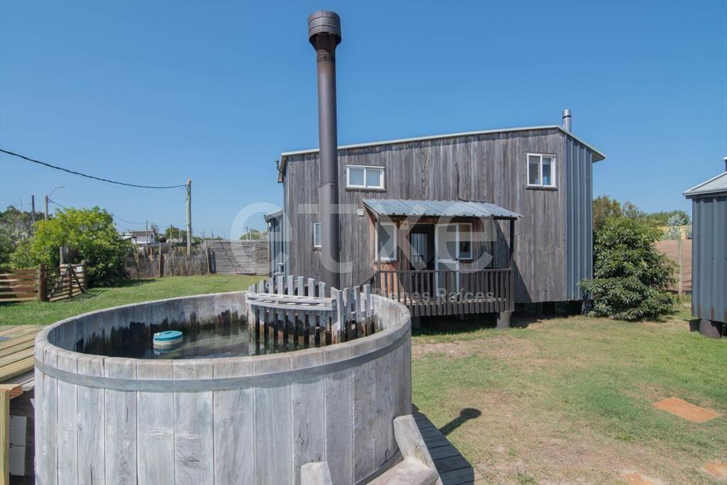 3 Casas en Venta en un mismo Padron ideal Inversion La Pa...