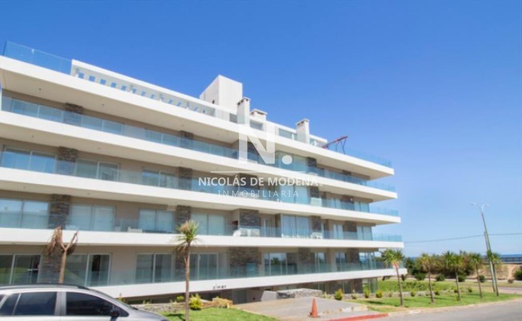 Apartamento de 2 dormitorios en Playa Mansa , del