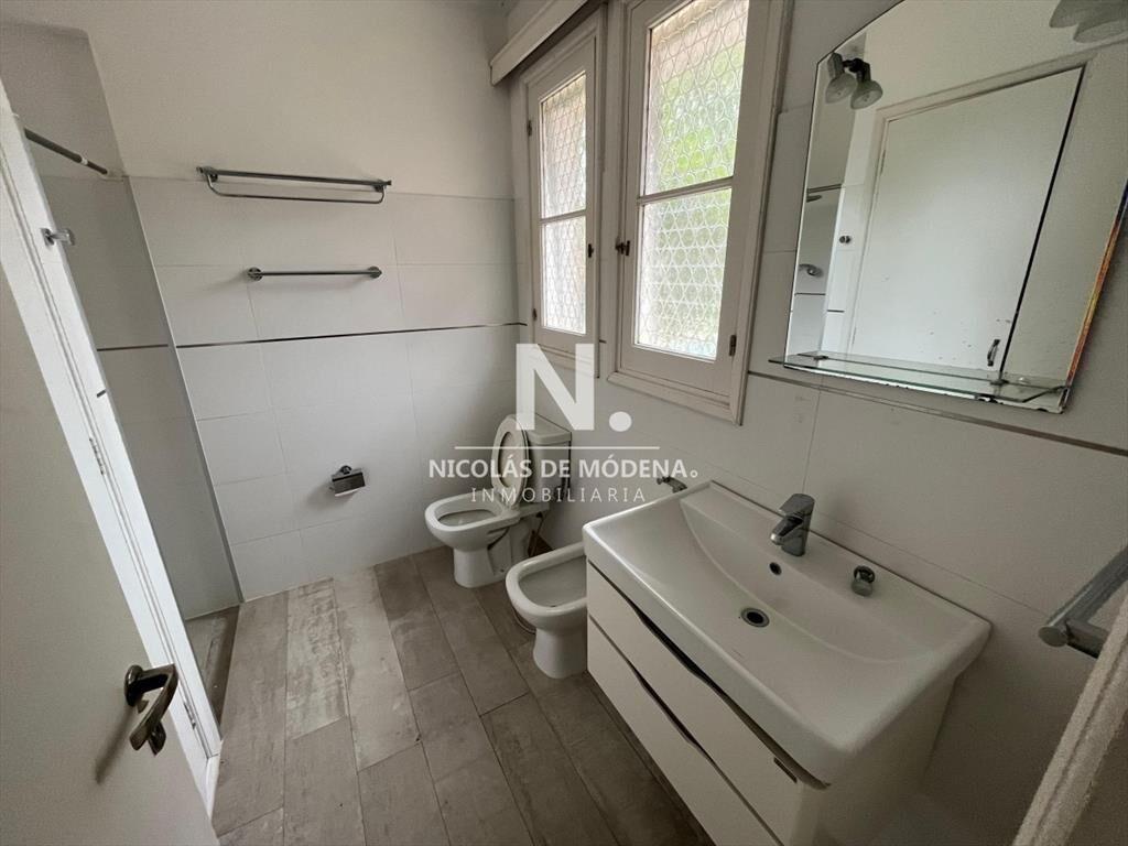 Chalet de 3 dormitorios mas dependencia en venta