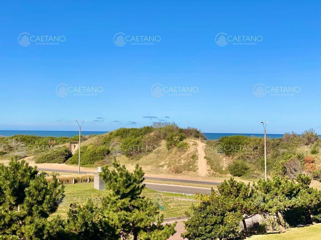 Venta apartamento 3 dormitorios. Playa brava, Punta del Est