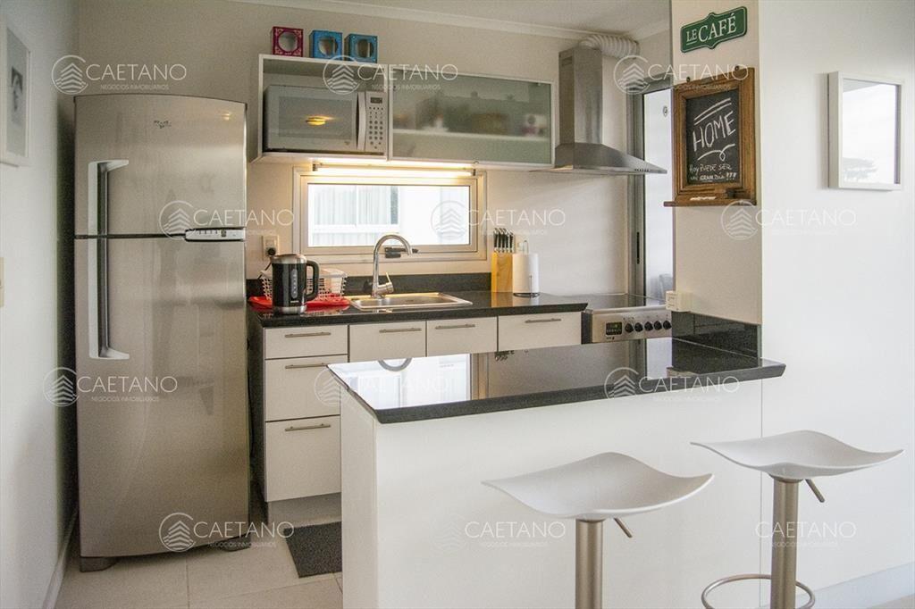 Departamento de 1 dormitorio y medio en venta en