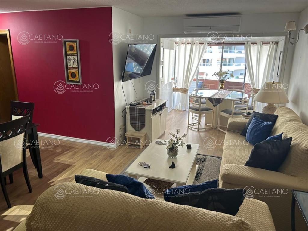 Apartamento en Venta y Alquiler, Brava, Punta del