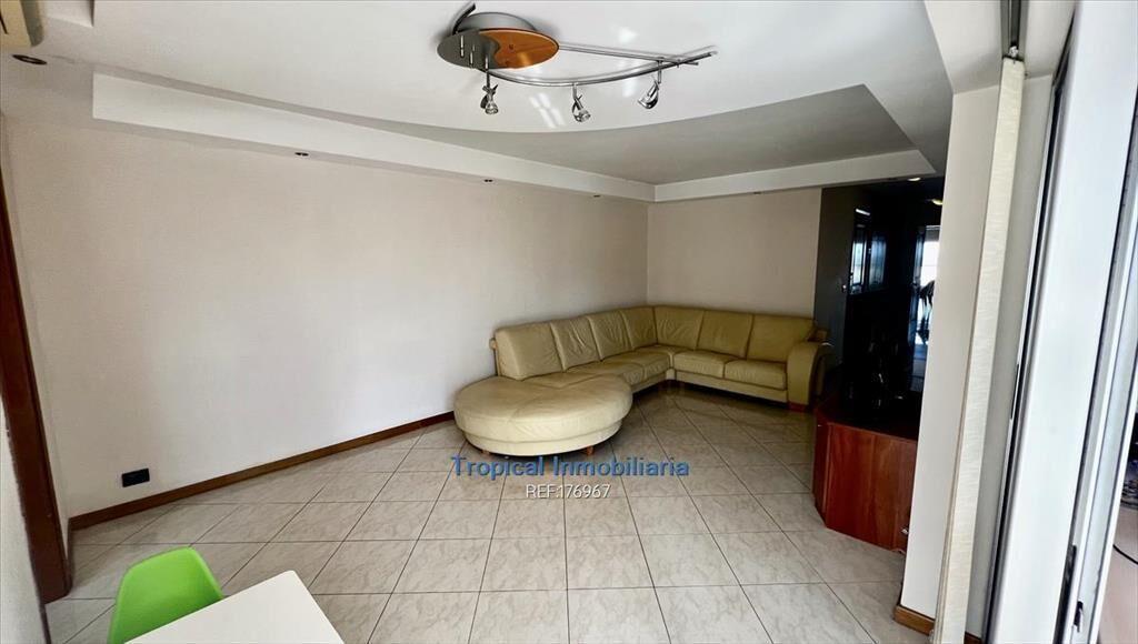 APARTAMENTO 3 DORMITORIOS PRIMERA LINEA