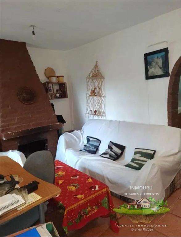 Venta de amplia casa en Paso Carrasco